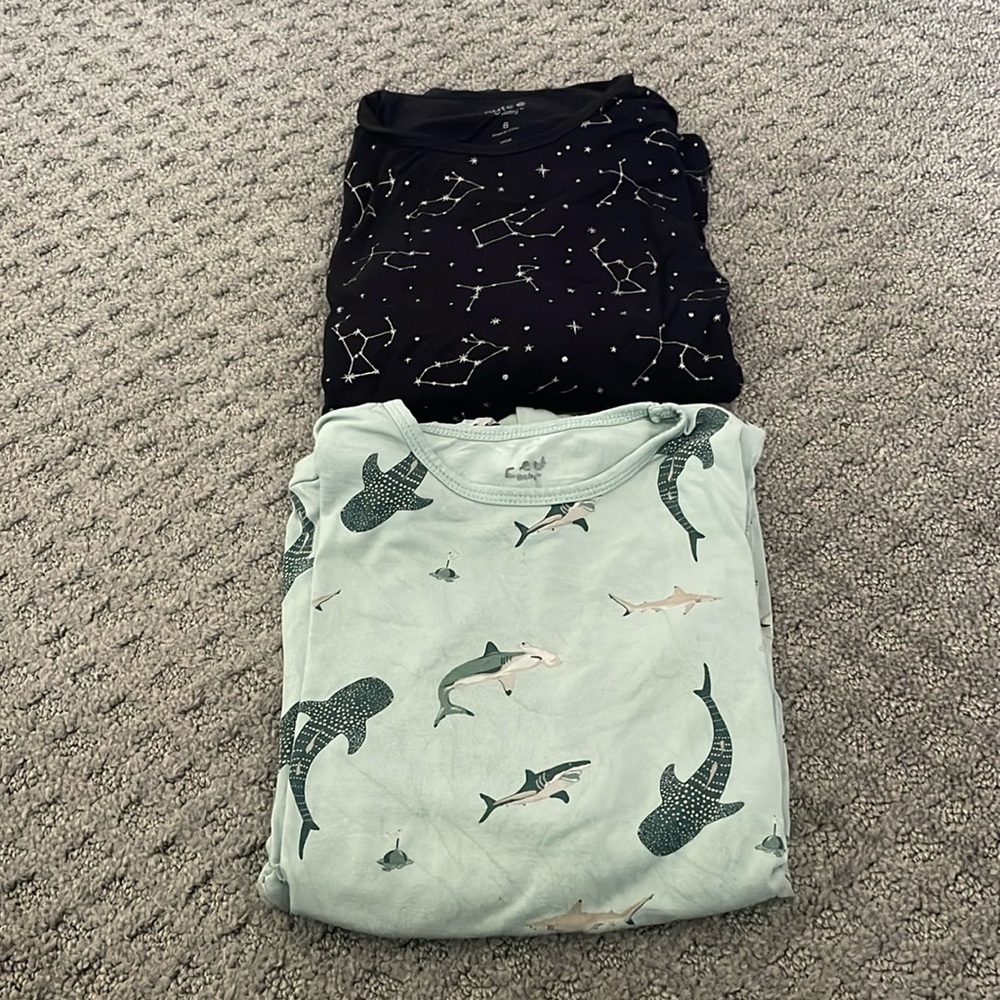 Set of Kyte Baby long sleeve pajamas.